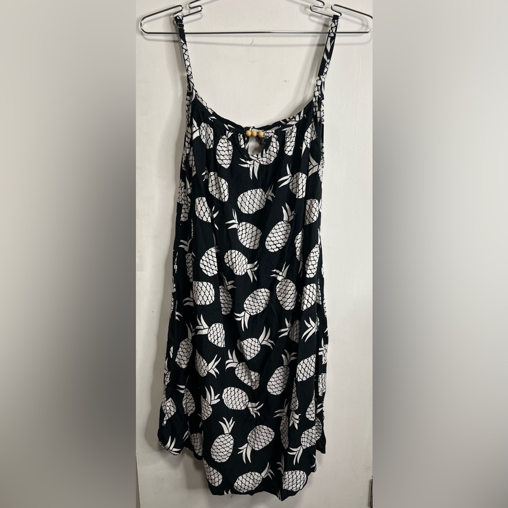 Hawaiian Pineapple Dress NWOT